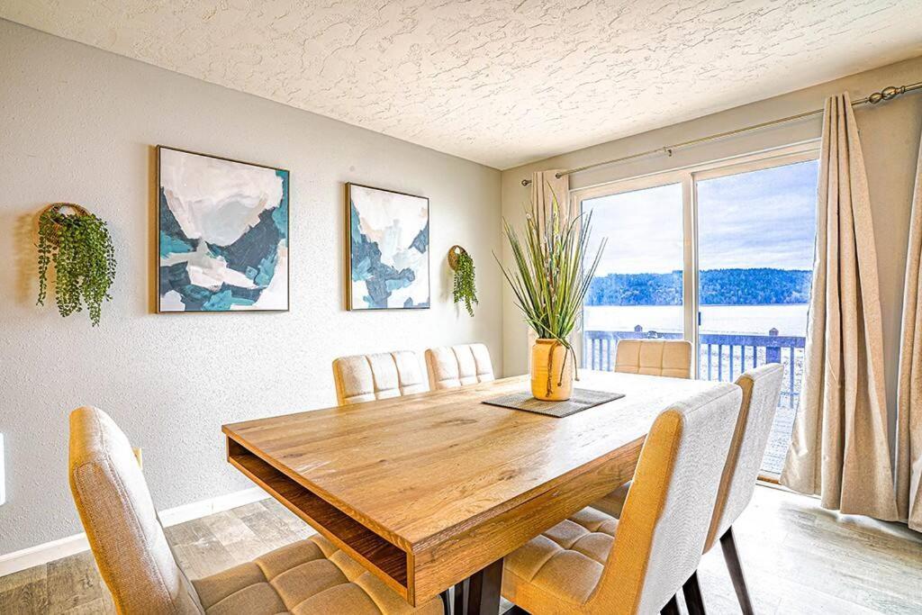 Waterfront Retreat, Relaxation, Fun In Hood Canal Hoodsport Exterior photo