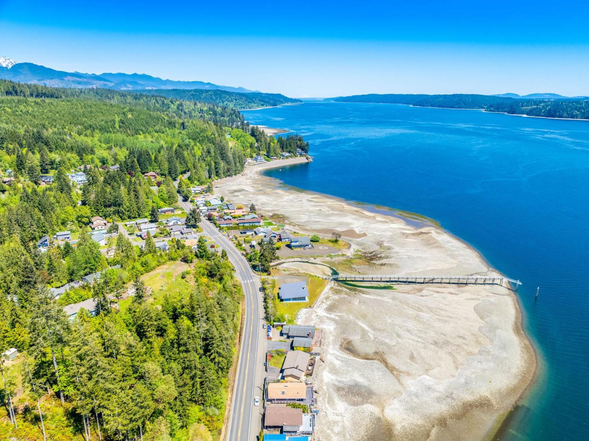 Waterfront Retreat, Relaxation, Fun In Hood Canal Hoodsport Exterior photo